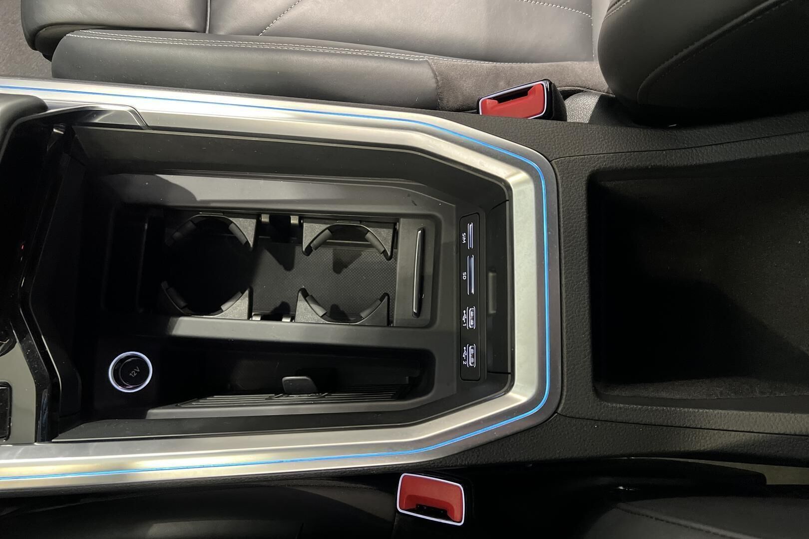 Audi e-tron iso kuva 35