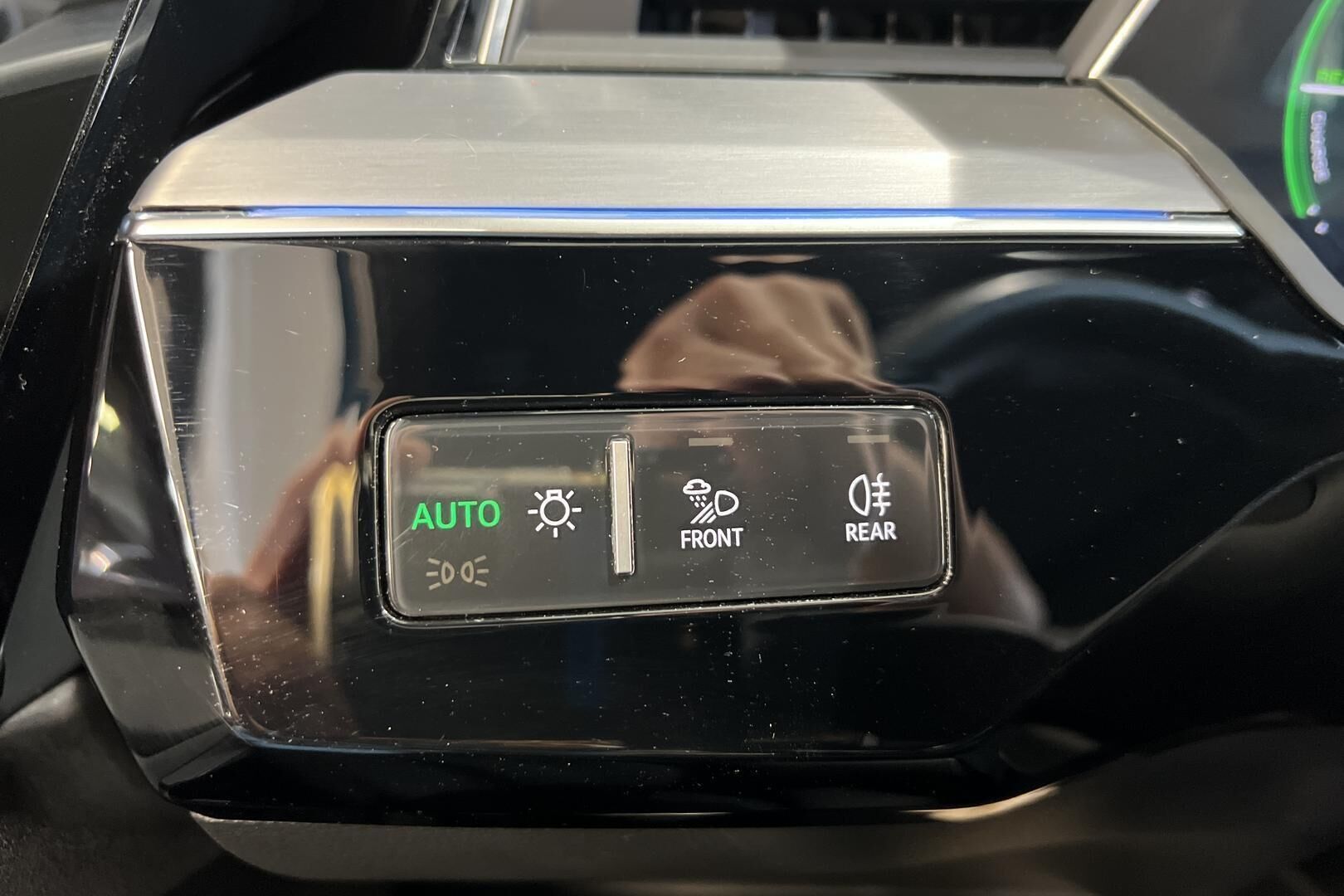 Audi e-tron iso kuva 26