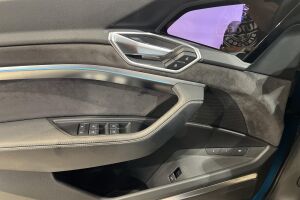 Audi e-tron esikatselu 30