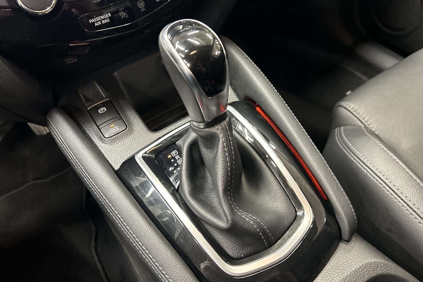 Nissan Qashqai iso kuva 23