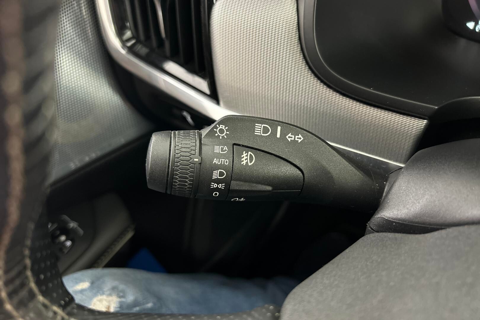 Volvo V90 iso kuva 17
