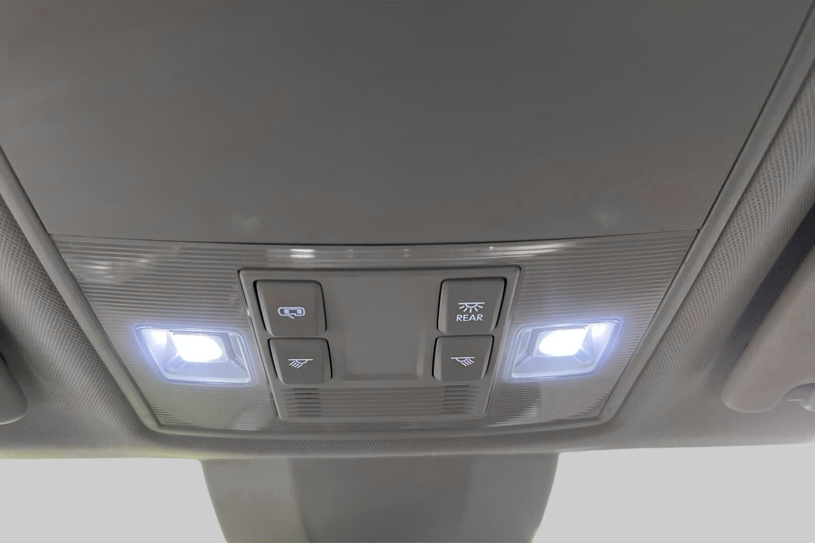 Skoda Superb iso kuva 21