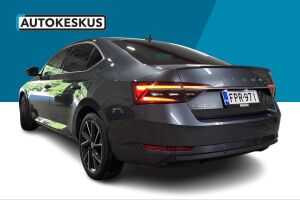 Skoda Superb esikatselu 5