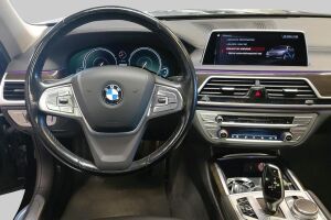 BMW 7-SARJA esikatselu 2