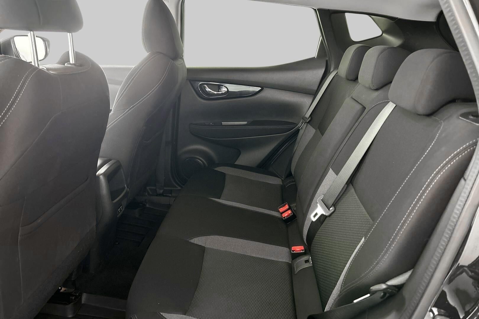 Nissan Qashqai iso kuva 10