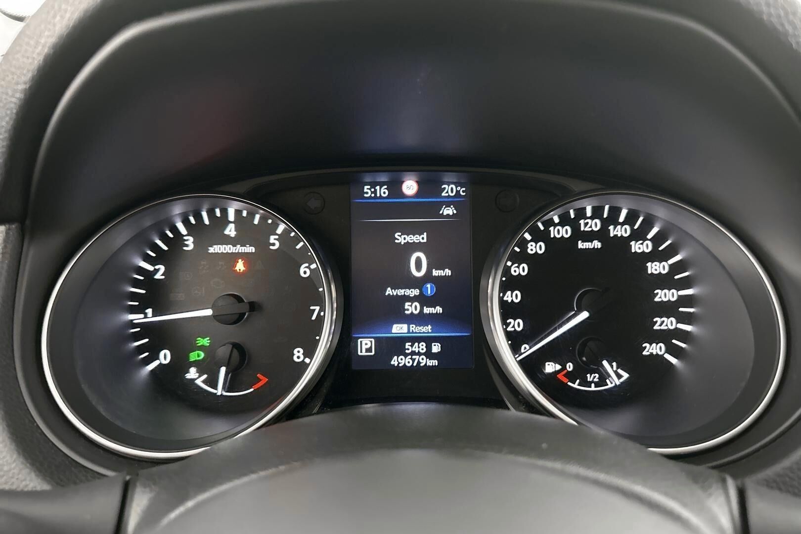 Nissan Qashqai iso kuva 15