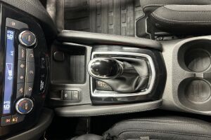 Nissan Qashqai esikatselu 17