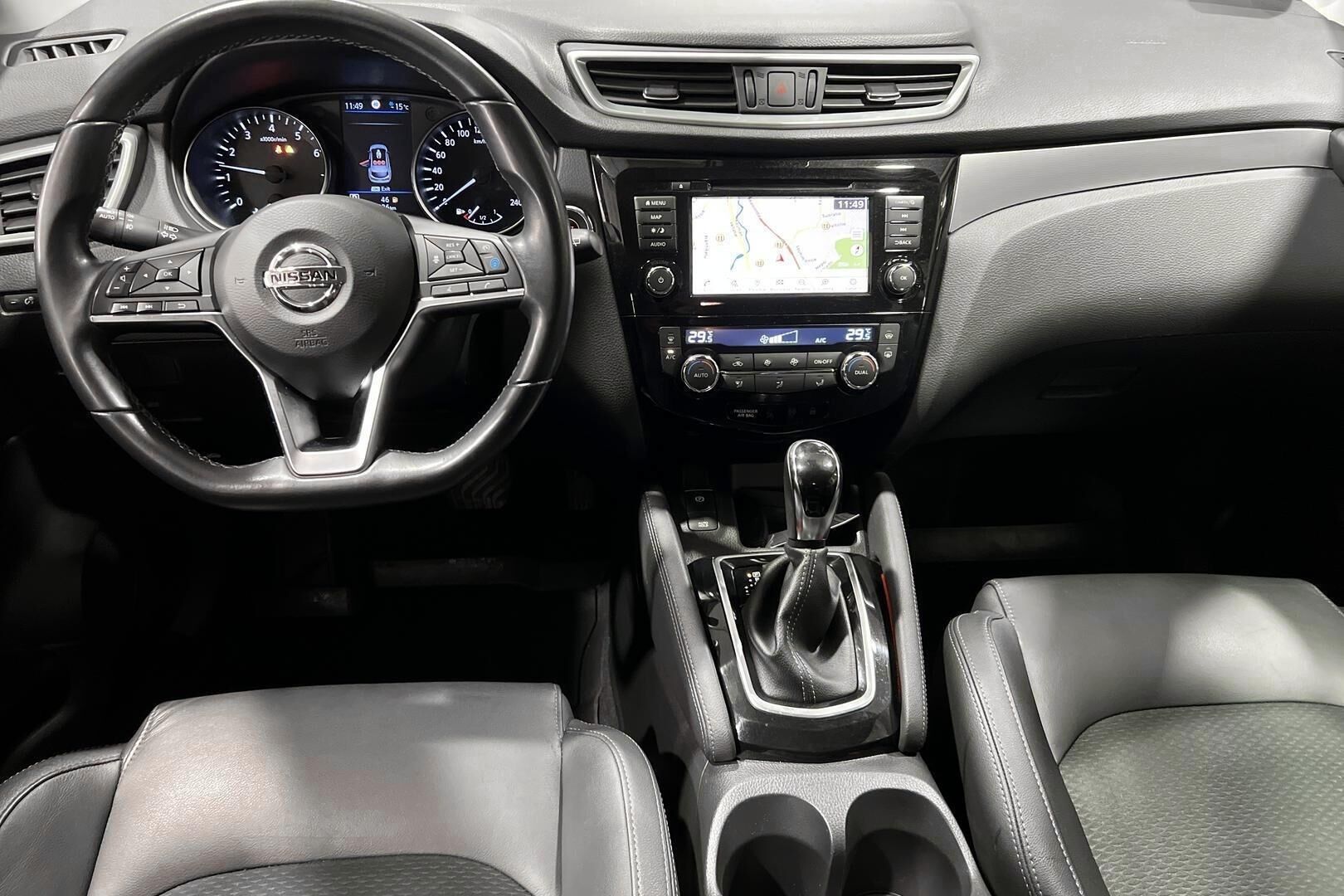 Nissan Qashqai iso kuva 11