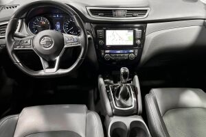 Nissan Qashqai esikatselu 11