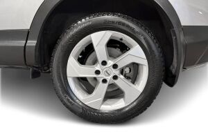 Nissan Qashqai esikatselu 13