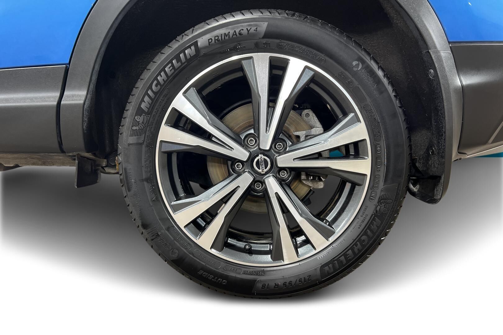 Nissan Qashqai iso kuva 13