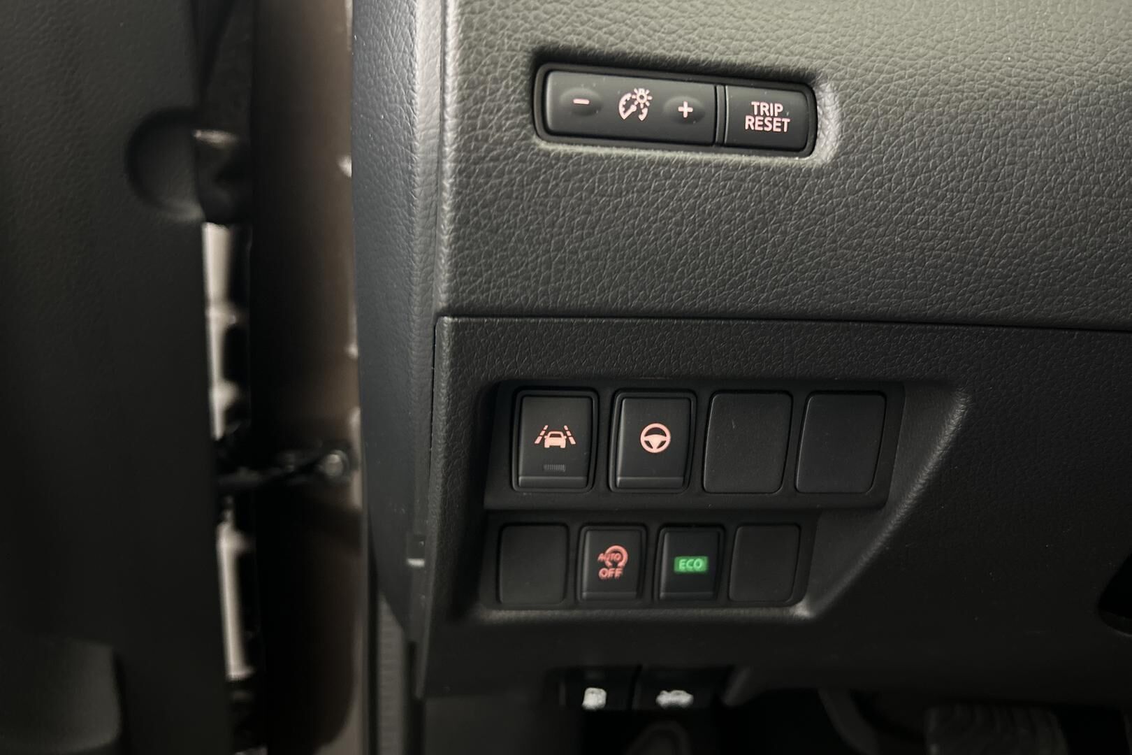 Nissan Qashqai iso kuva 26