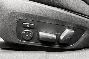 BMW 3-sarja esikatselu 19