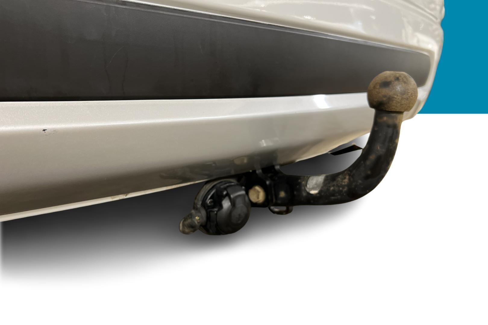 Mitsubishi Outlander PHEV iso kuva 9