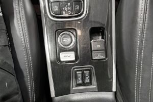 Mitsubishi Outlander PHEV esikatselu 11