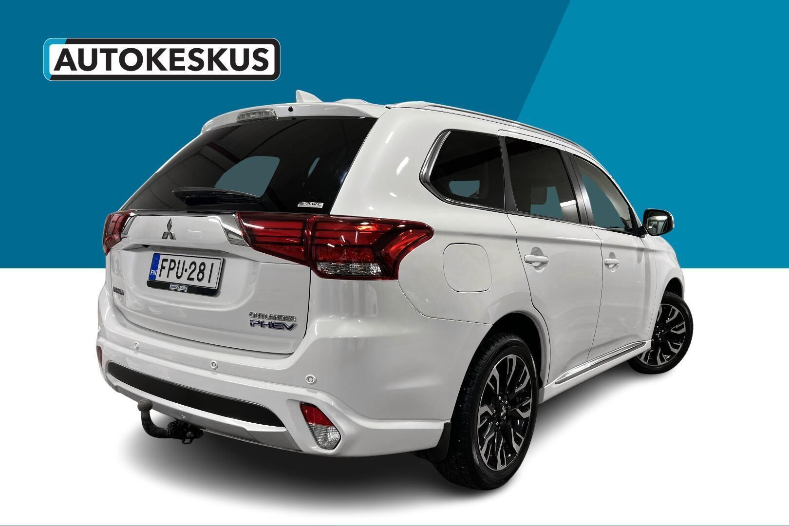 Mitsubishi Outlander PHEV iso kuva 15