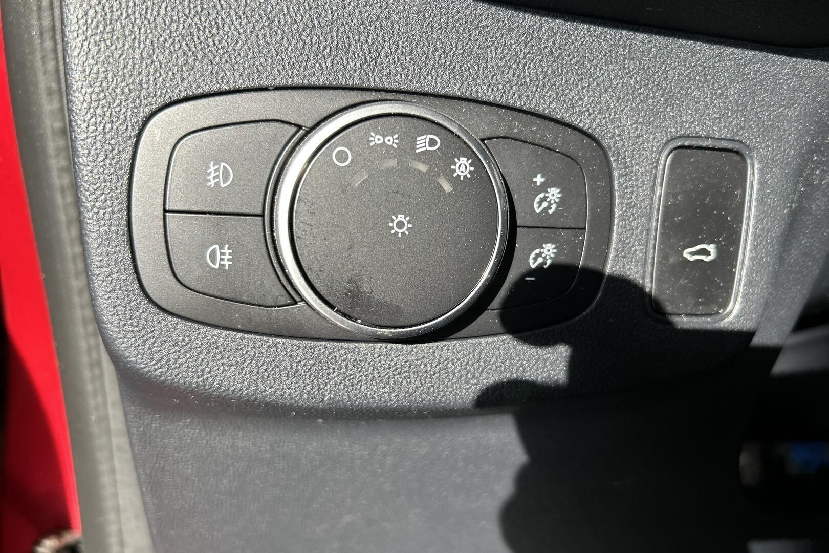 Ford Puma iso kuva 26