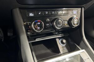 Skoda Superb esikatselu 18