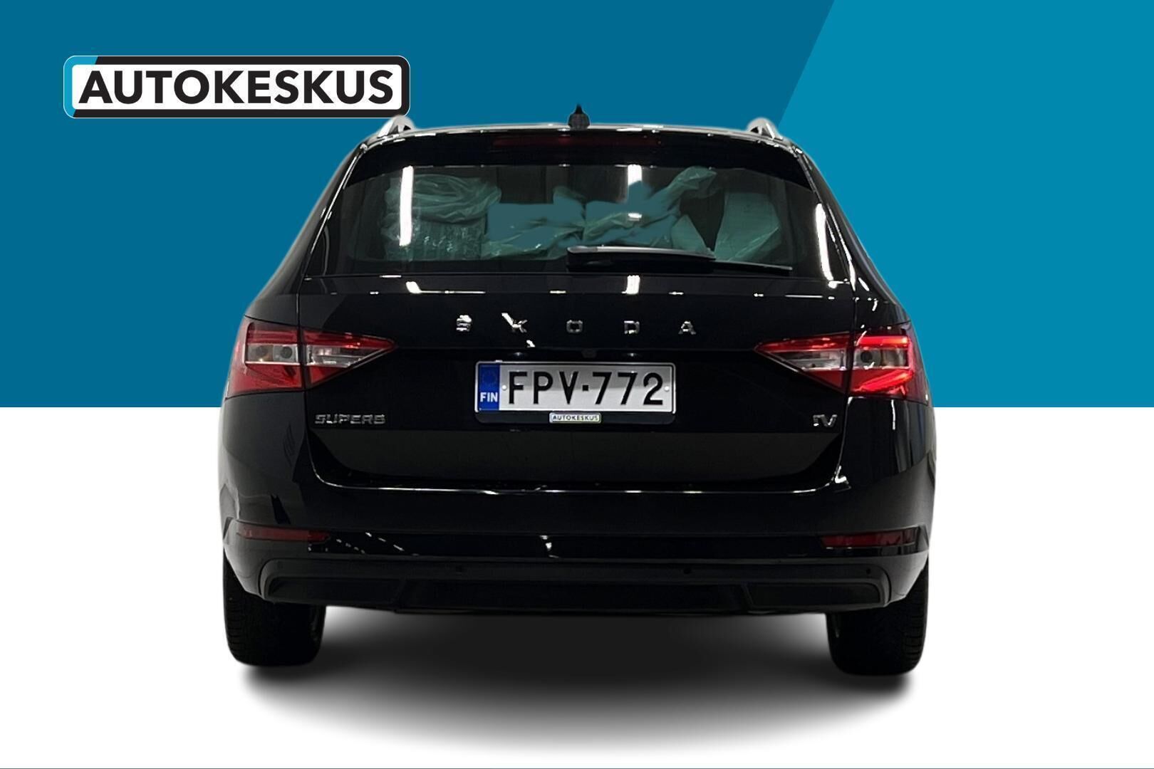 Skoda Superb iso kuva 6