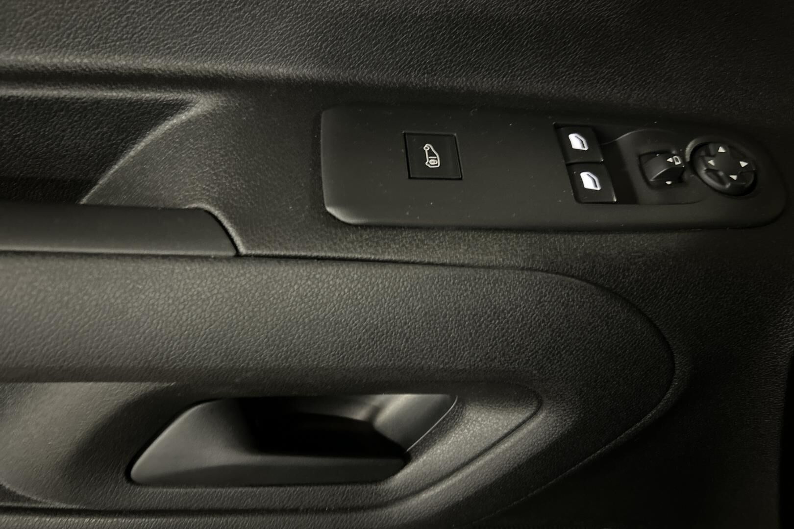 Toyota Proace CITY iso kuva 22