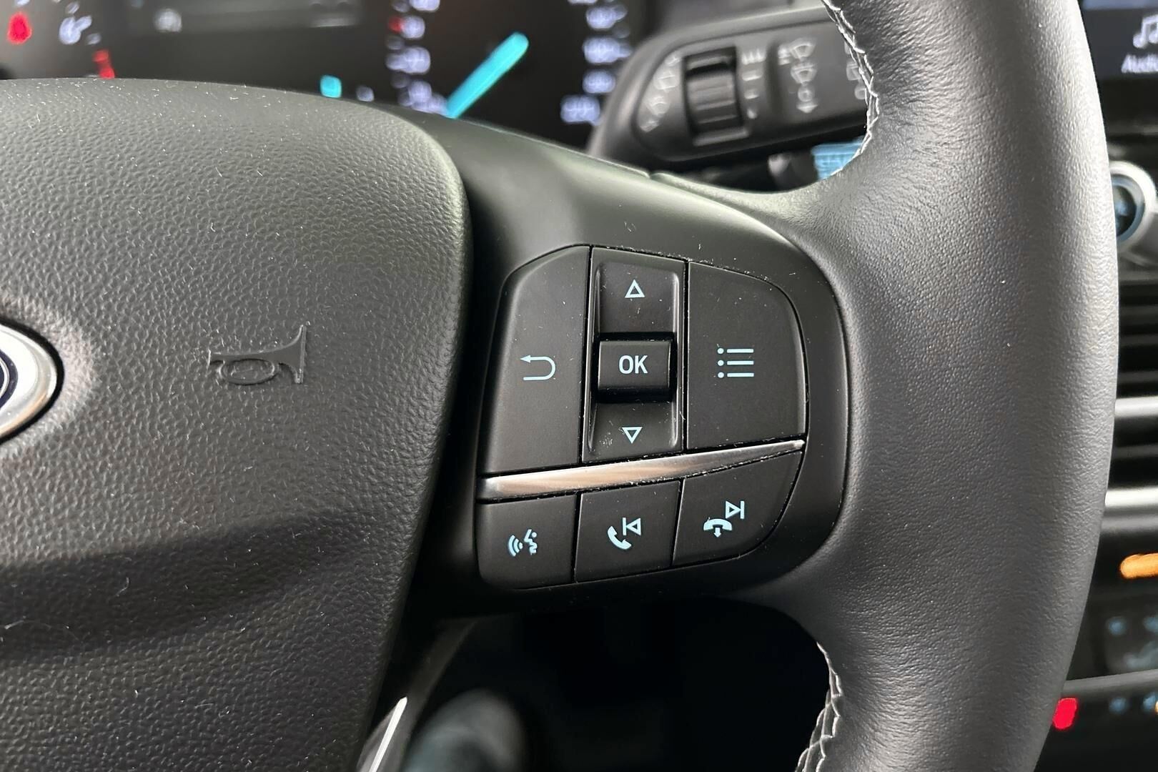 Ford Fiesta iso kuva 15