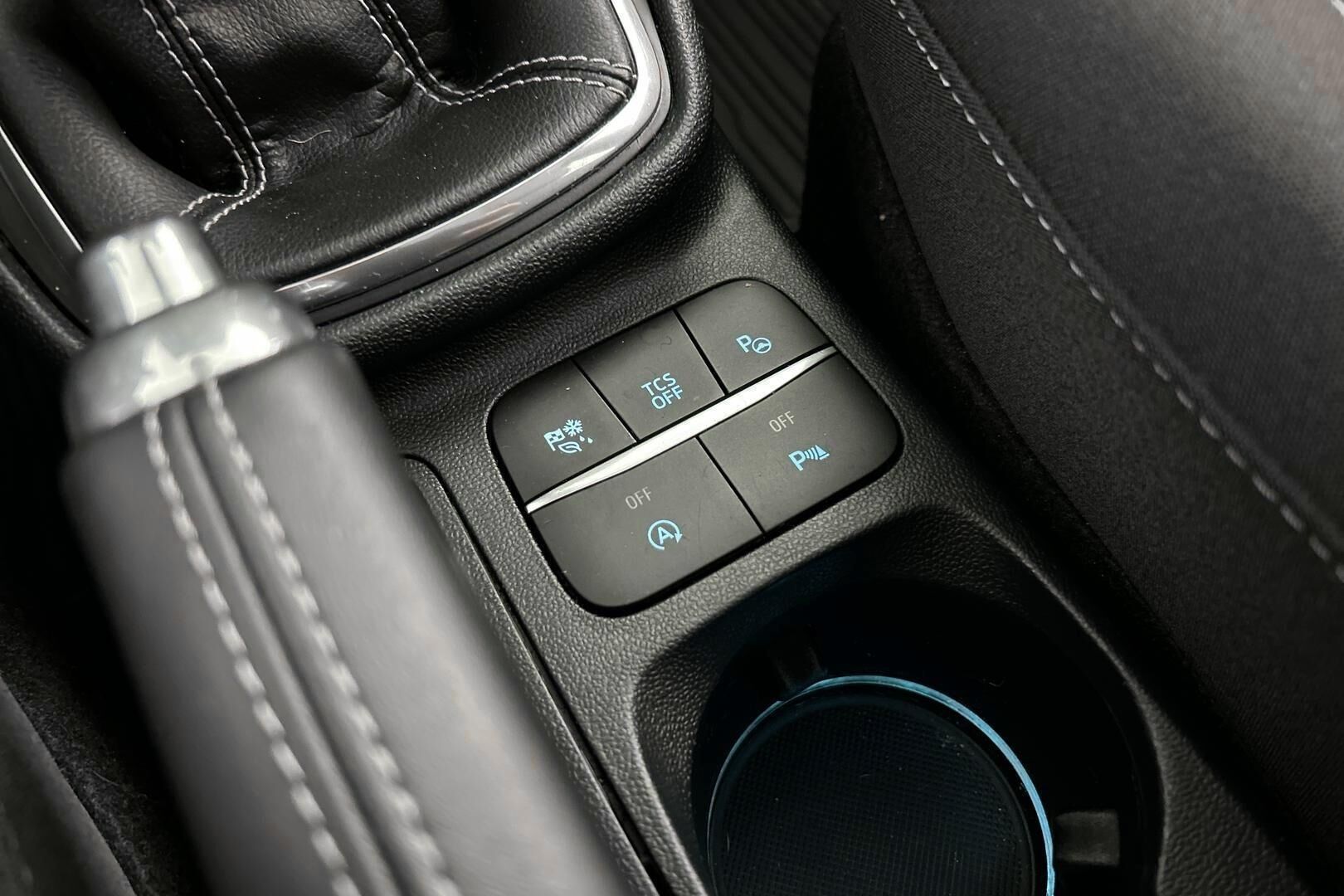 Ford Fiesta iso kuva 27