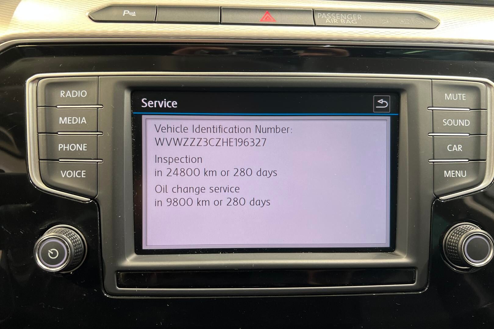 Volkswagen Passat iso kuva 16
