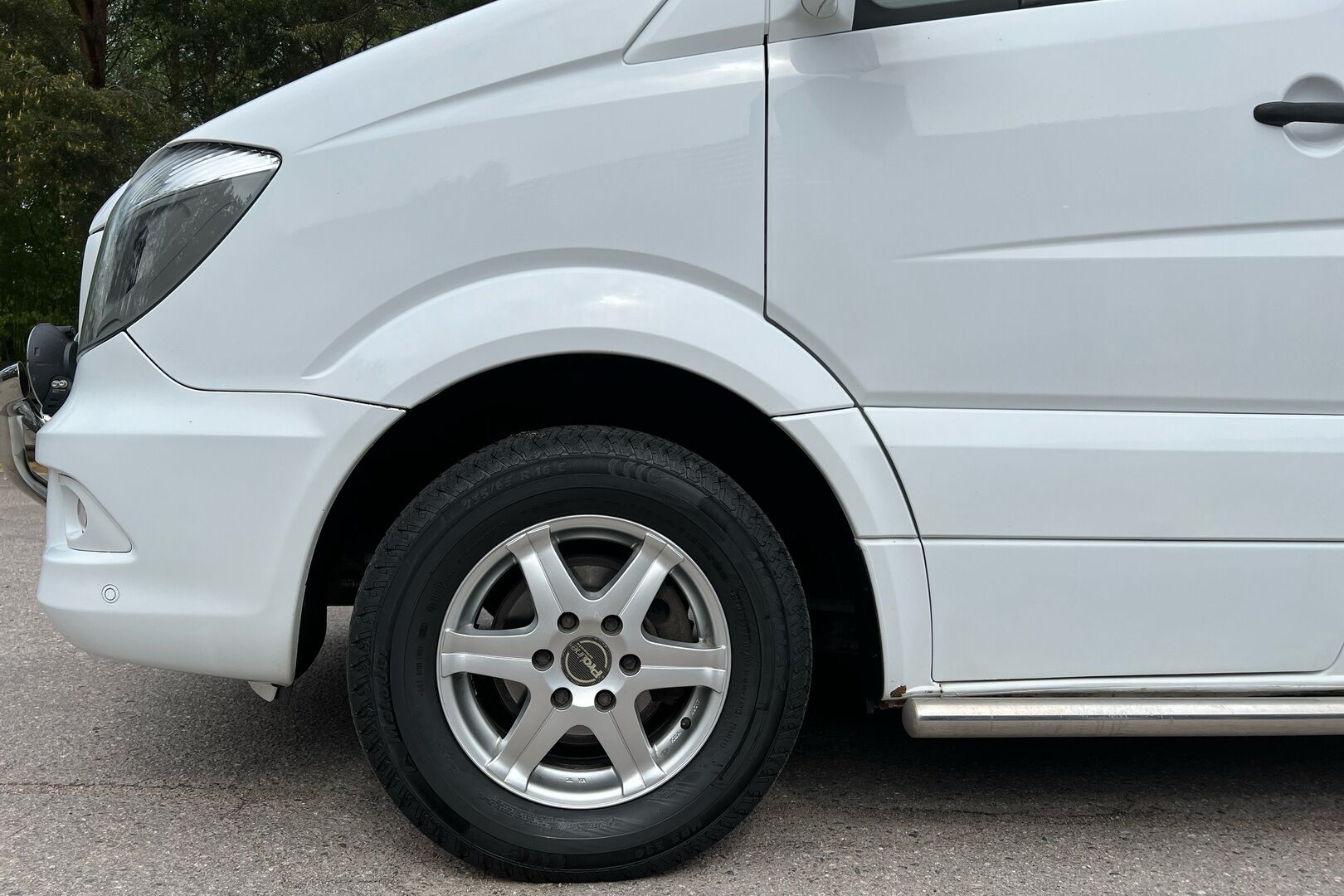 Mercedes-Benz Sprinter iso kuva 9
