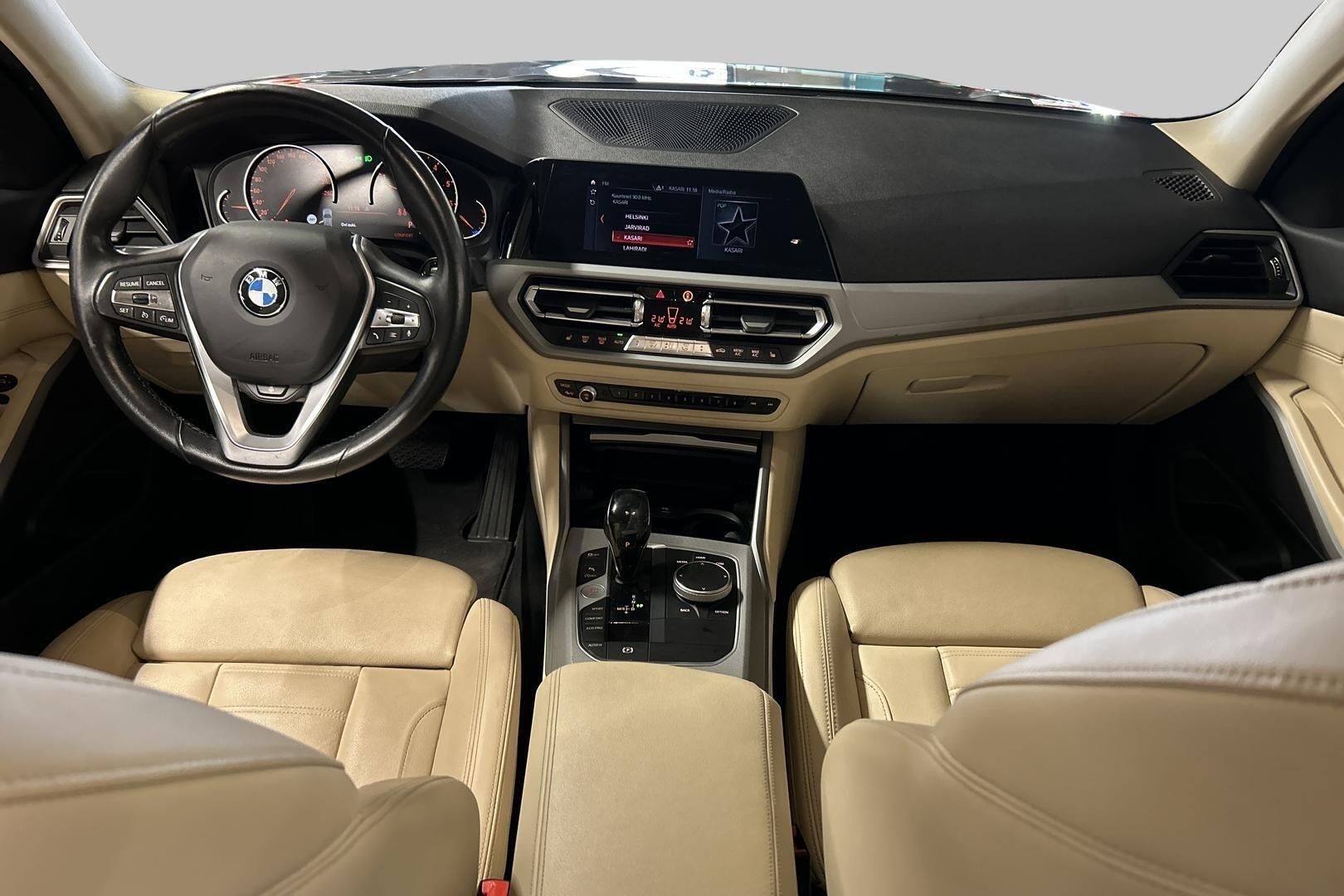 BMW 3-sarja iso kuva 10