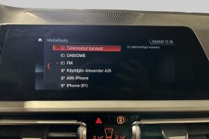 BMW 3-sarja esikatselu 24