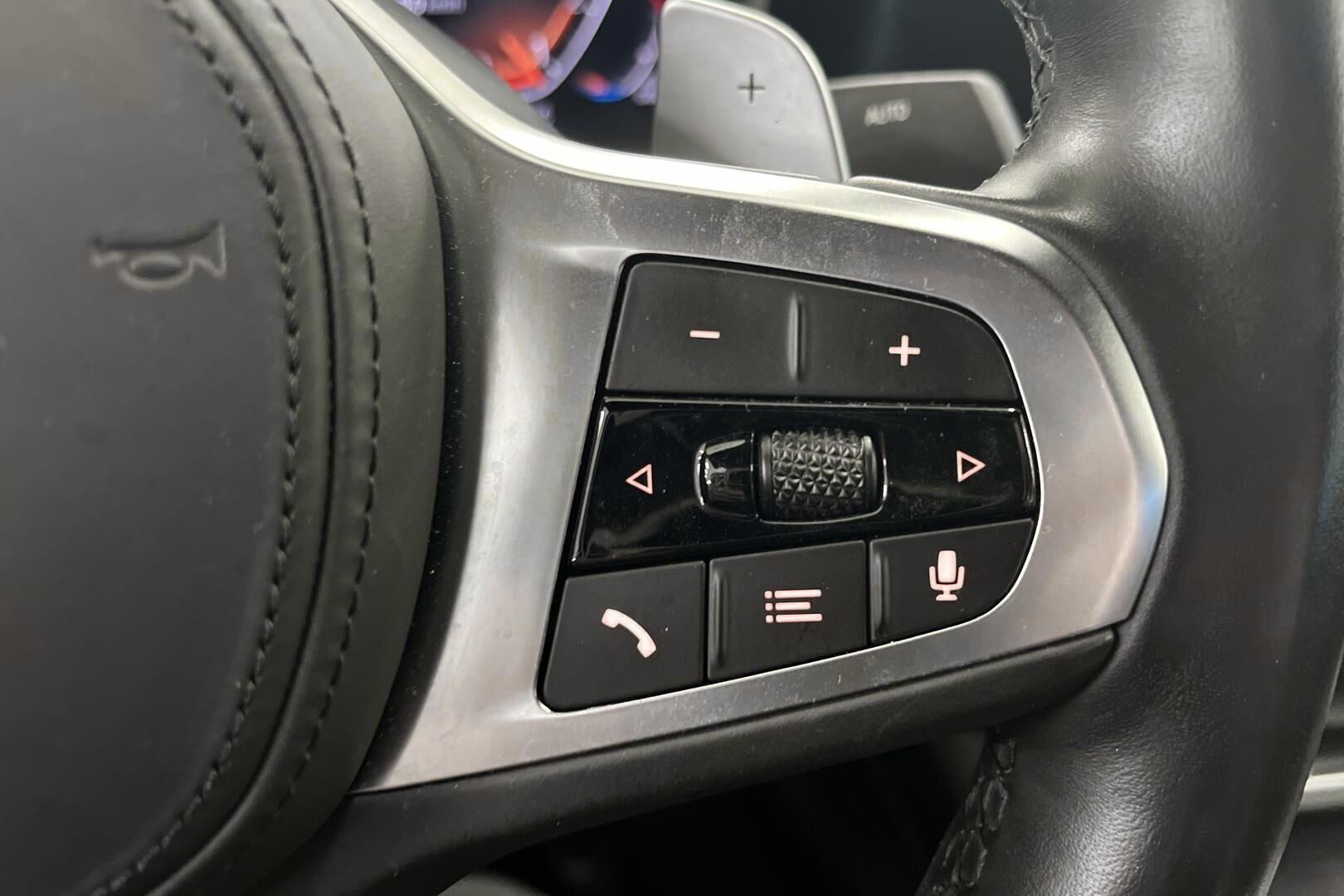 BMW 3-sarja iso kuva 18