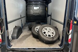 Ford Transit esikatselu 12
