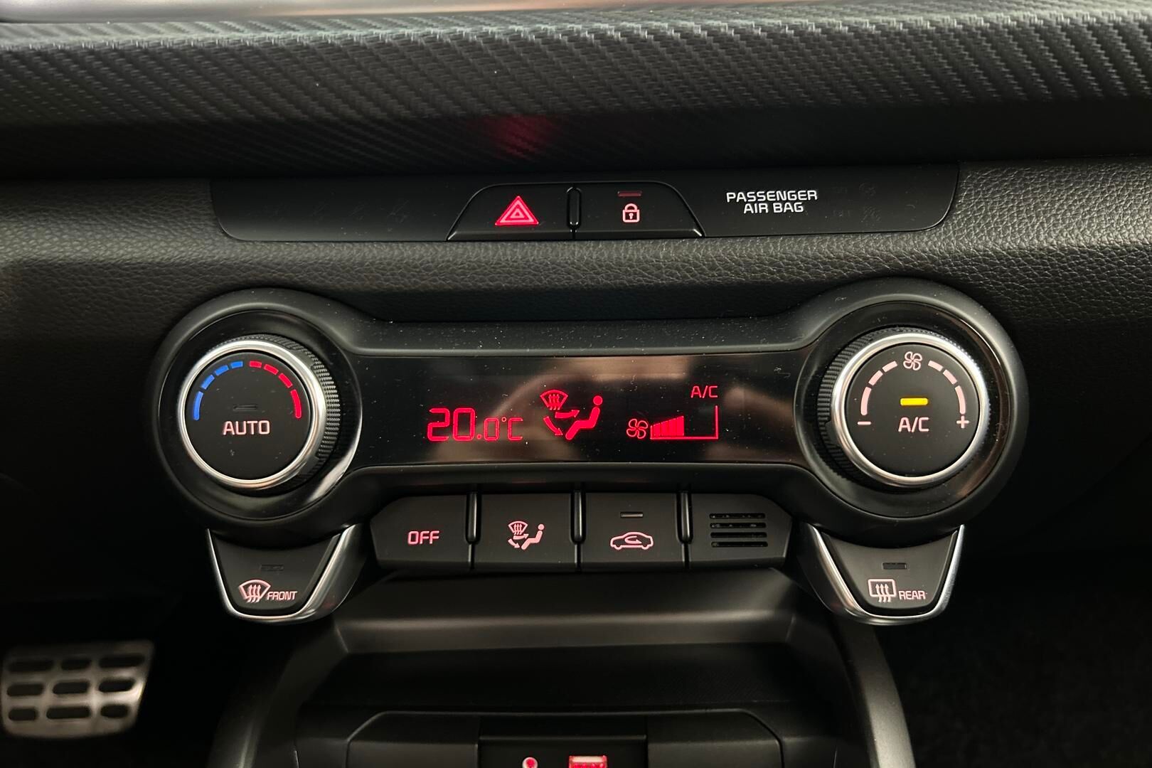 Kia Rio iso kuva 25
