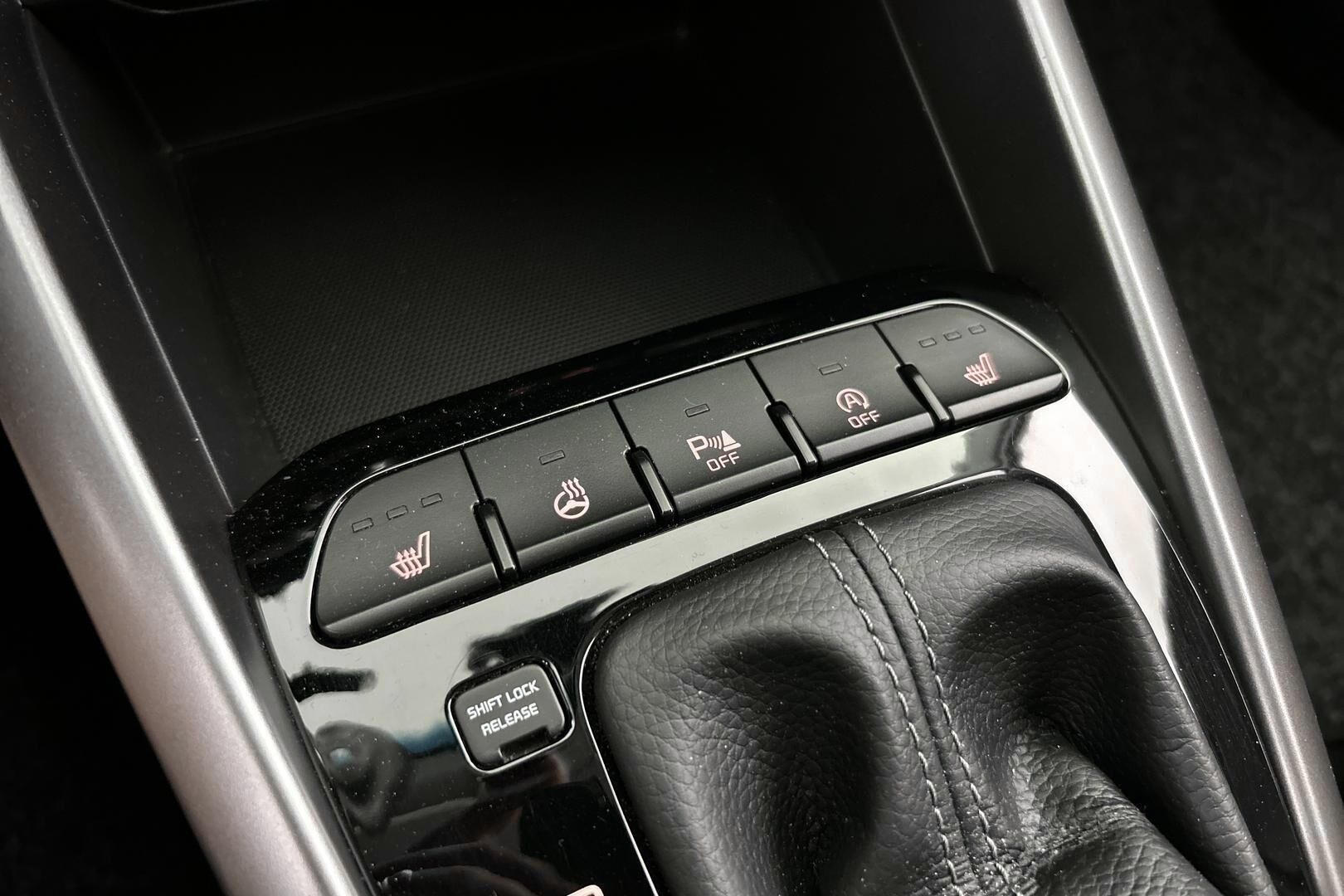 Kia Rio iso kuva 27