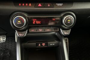 Kia Rio esikatselu 13