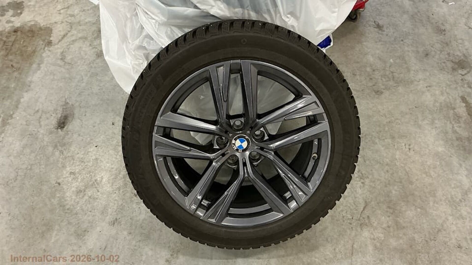 BMW I4 M50 iso kuva 8