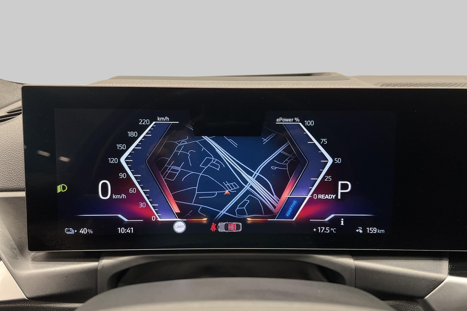 BMW I4 iso kuva 13