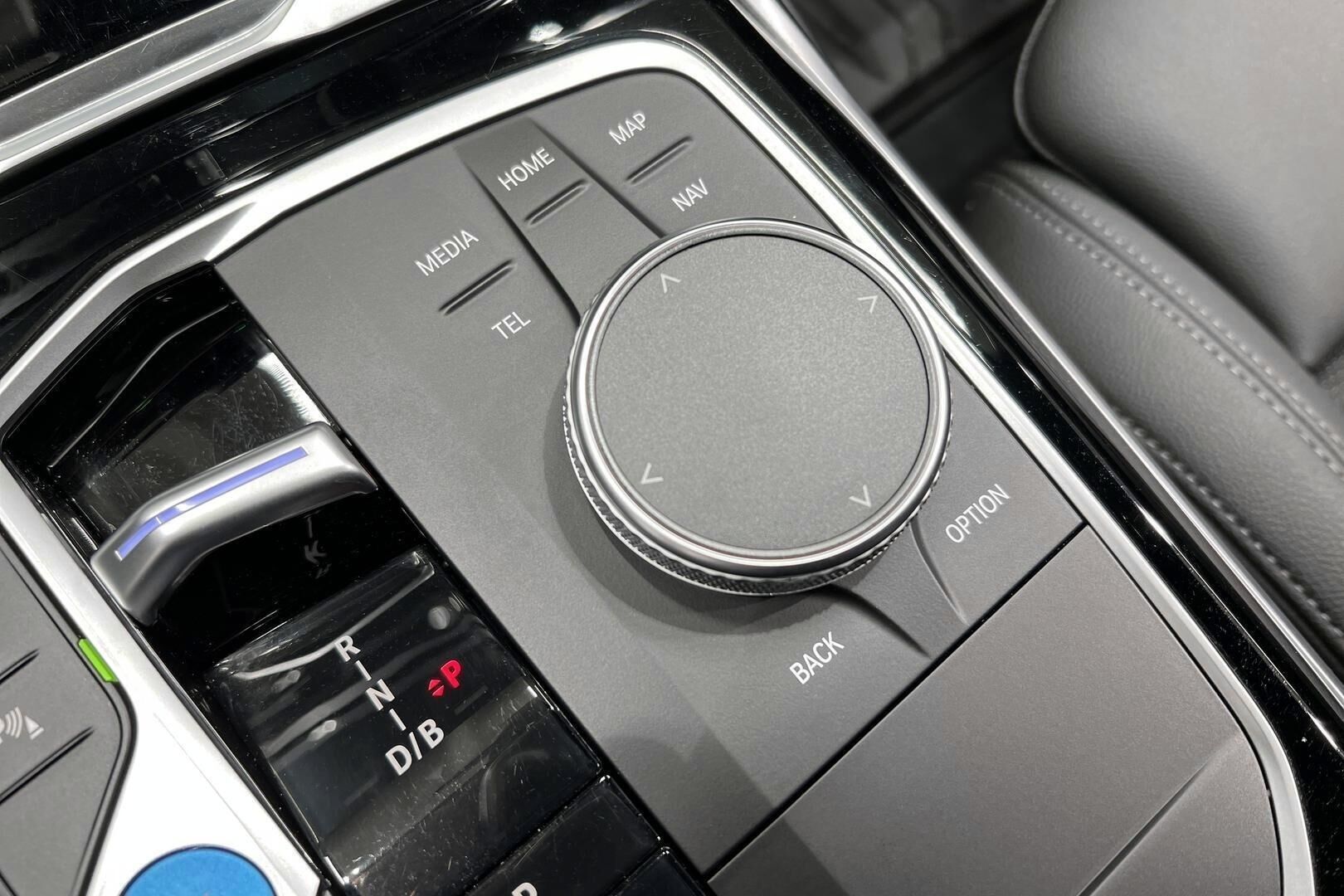 BMW I4 iso kuva 27