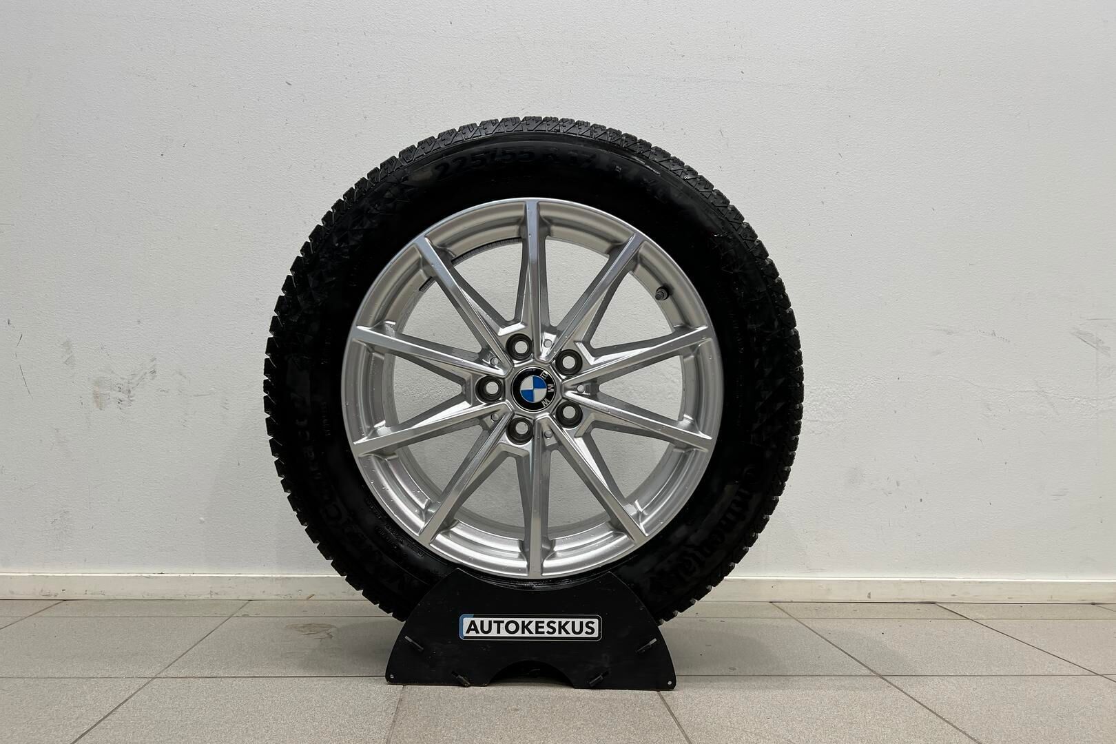 BMW I4 iso kuva 38