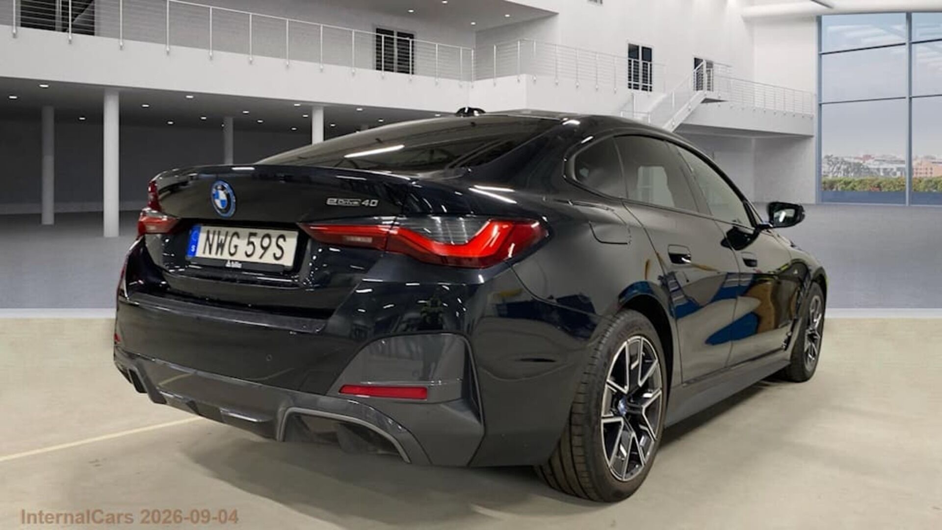 BMW I4 iso kuva 11