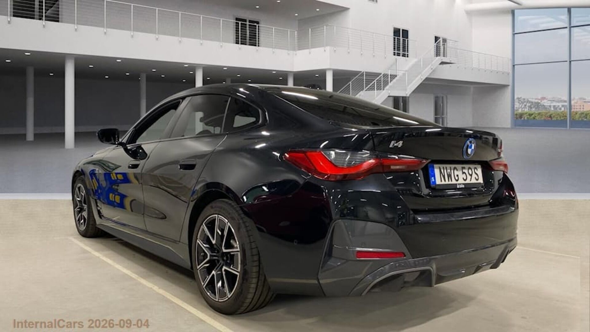 BMW I4 iso kuva 12