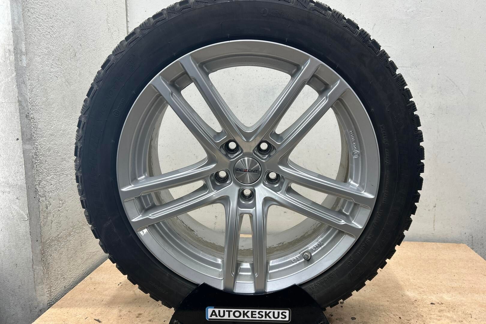 BMW 5-sarja iso kuva 13