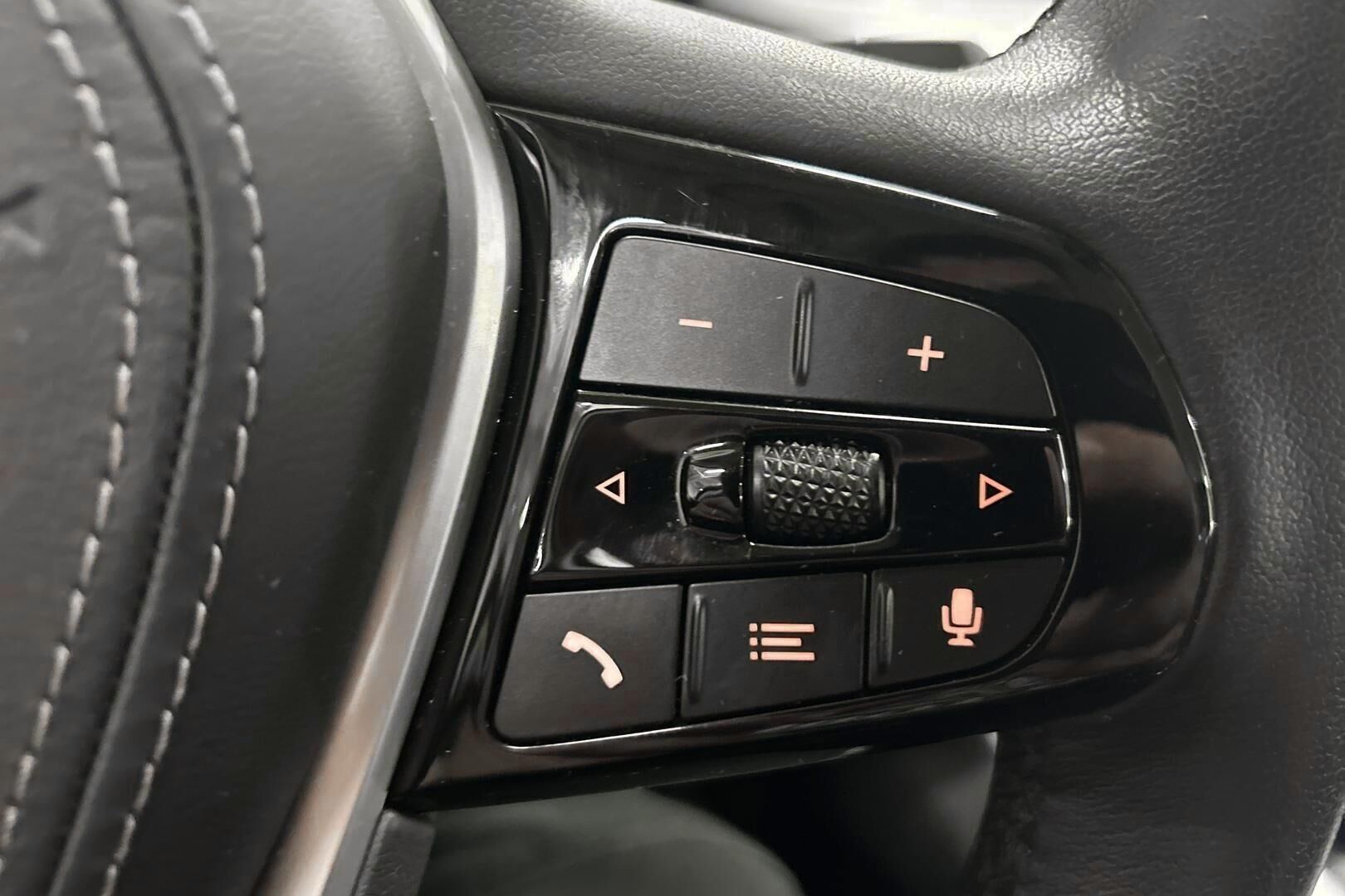 BMW 5-sarja iso kuva 16