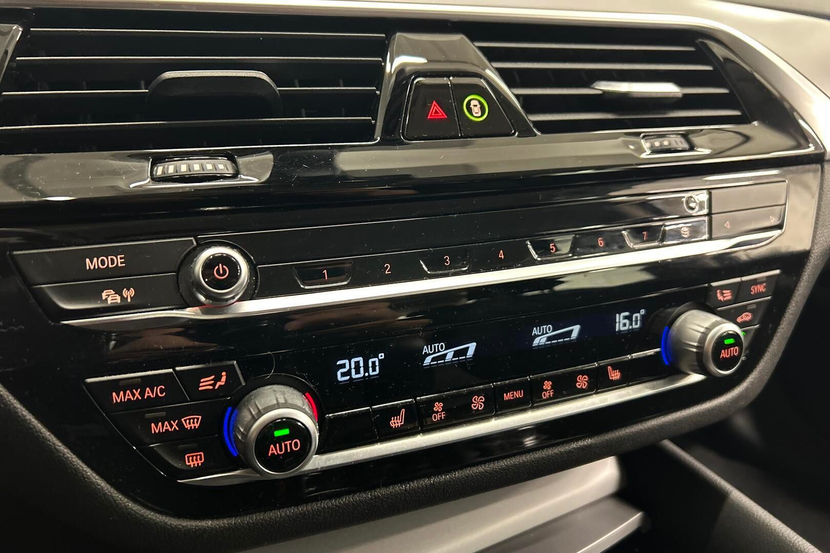 BMW 5-sarja iso kuva 19