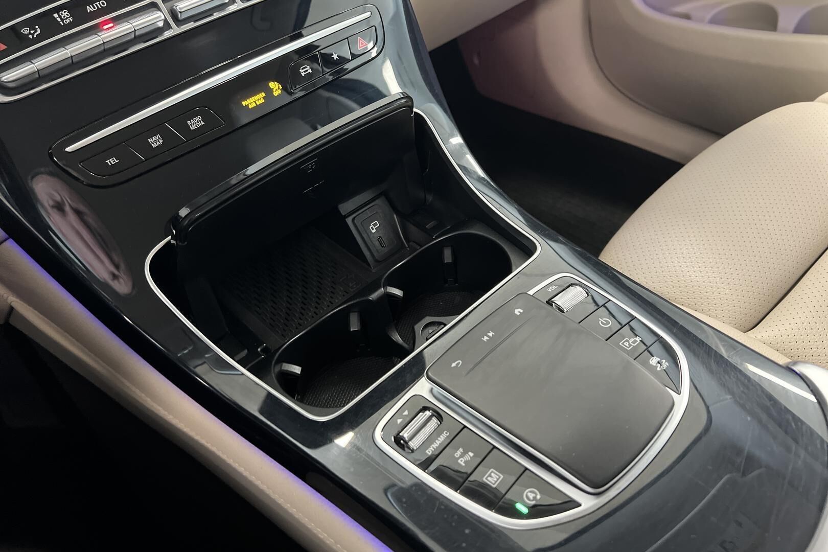 Mercedes-Benz GLC iso kuva 16