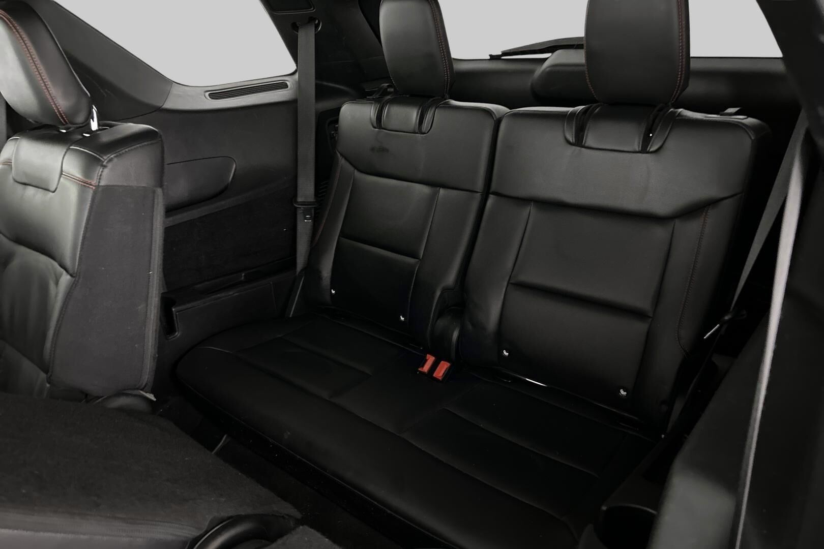 Ford Explorer iso kuva 15