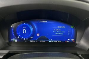 Ford Explorer esikatselu 18