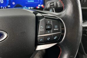 Ford Explorer esikatselu 19