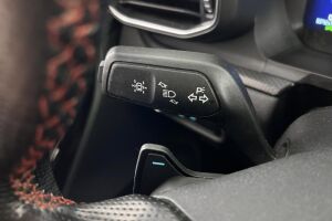 Ford Explorer esikatselu 22