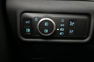 Ford Explorer esikatselu 23